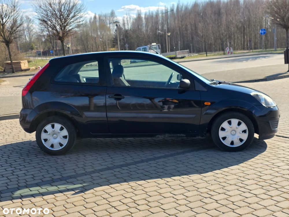 Ford Fiesta - 4