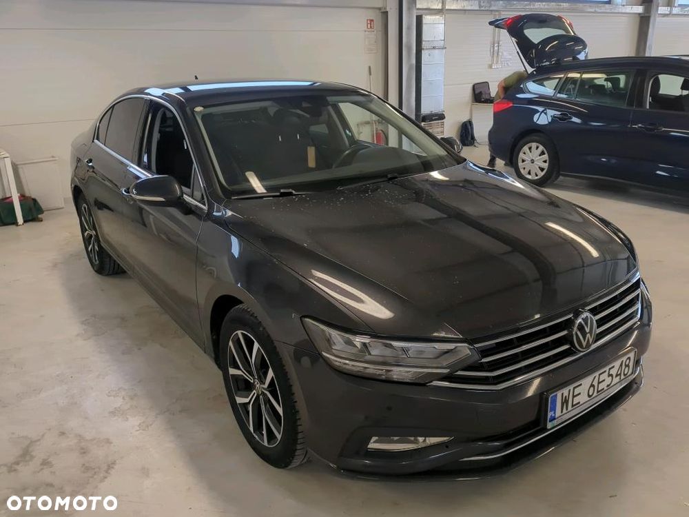 Volkswagen Passat 1.5 TSI EVO Business - 2
