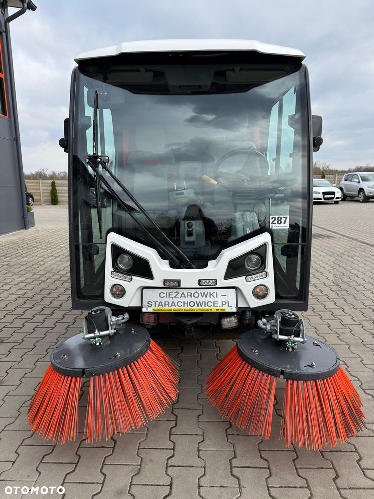 Inny Zamiatarka Johnston Bucher C202 // 2021 r. - 11