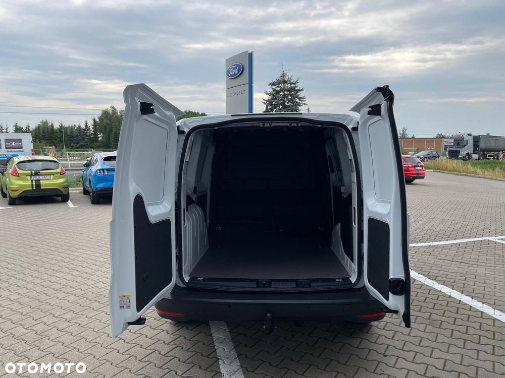 Ford Transit Connect - 11