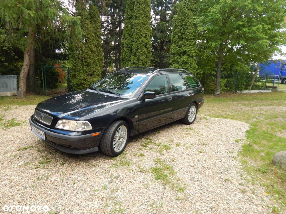Volvo V40 2.0 Elegance - 1