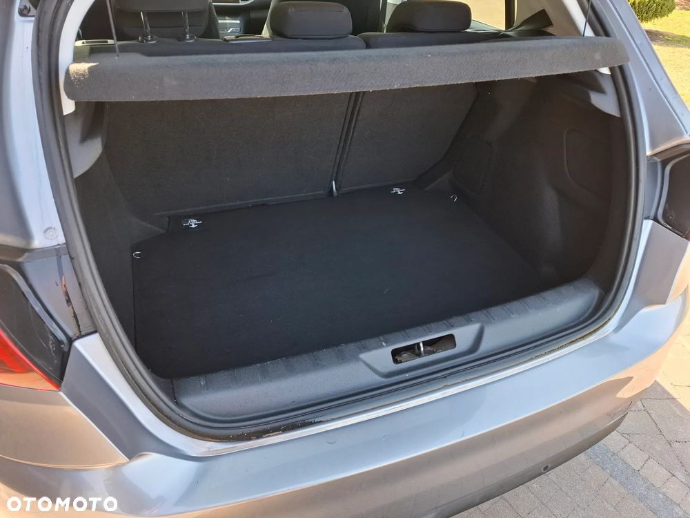 Peugeot 308 - 25