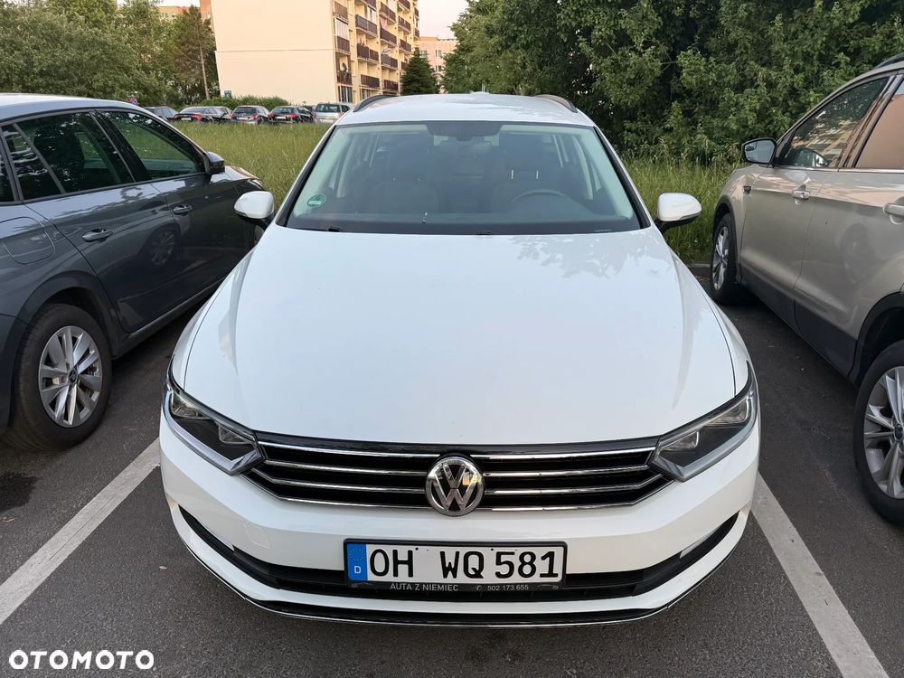 Volkswagen Passat 1.6 TDI (BlueMotion Technology) Comfortline - 1