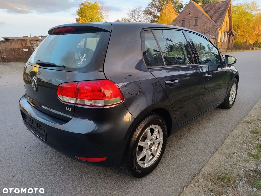 Volkswagen Golf 1.6 Trendline - 4
