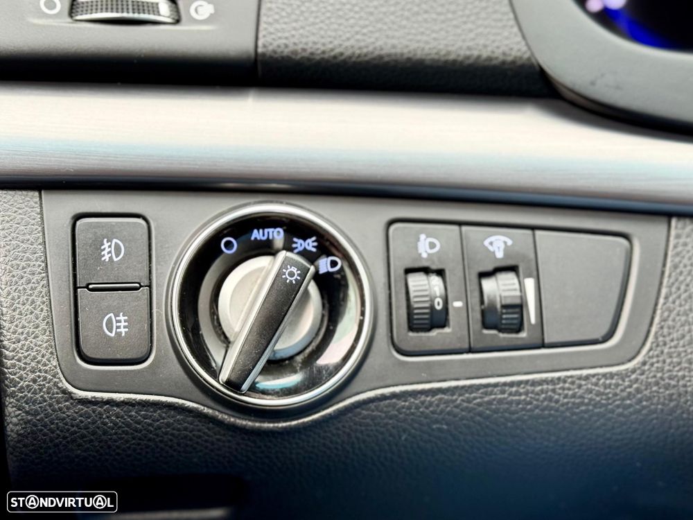 Hyundai i40 SW 1.7 CRDi Premium - 31