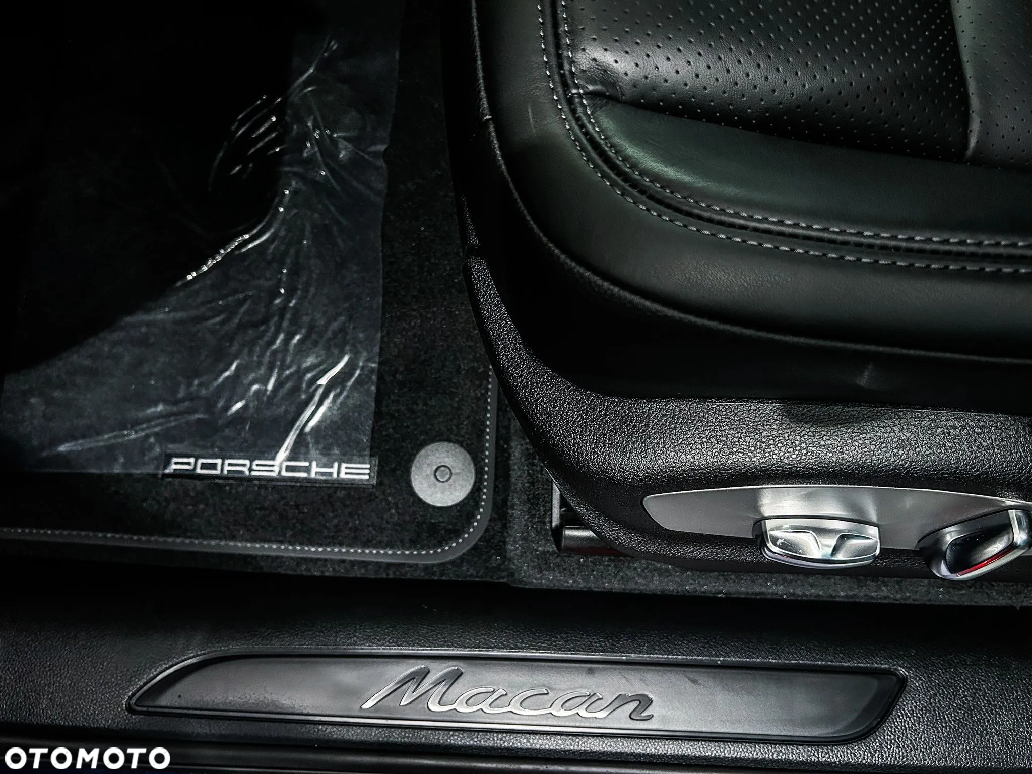 Porsche Macan Standard - 19