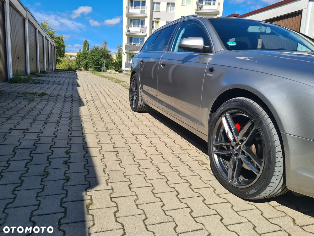 Audi A6 - 4