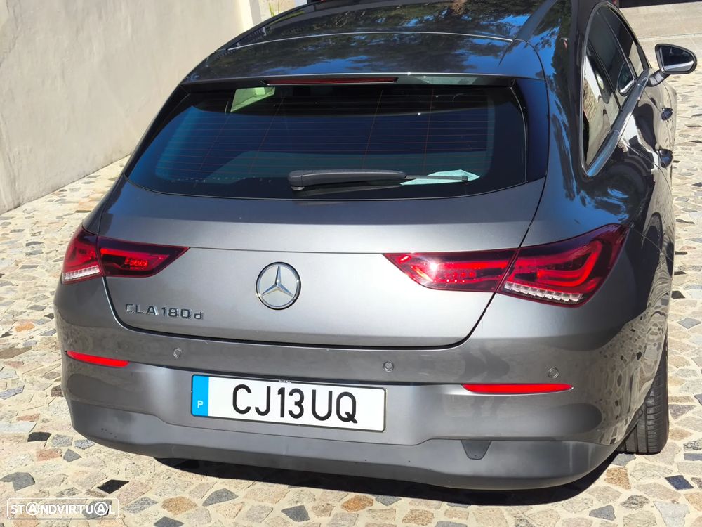 Mercedes-Benz CLA 180 d 7G-DCT Progressive - 4