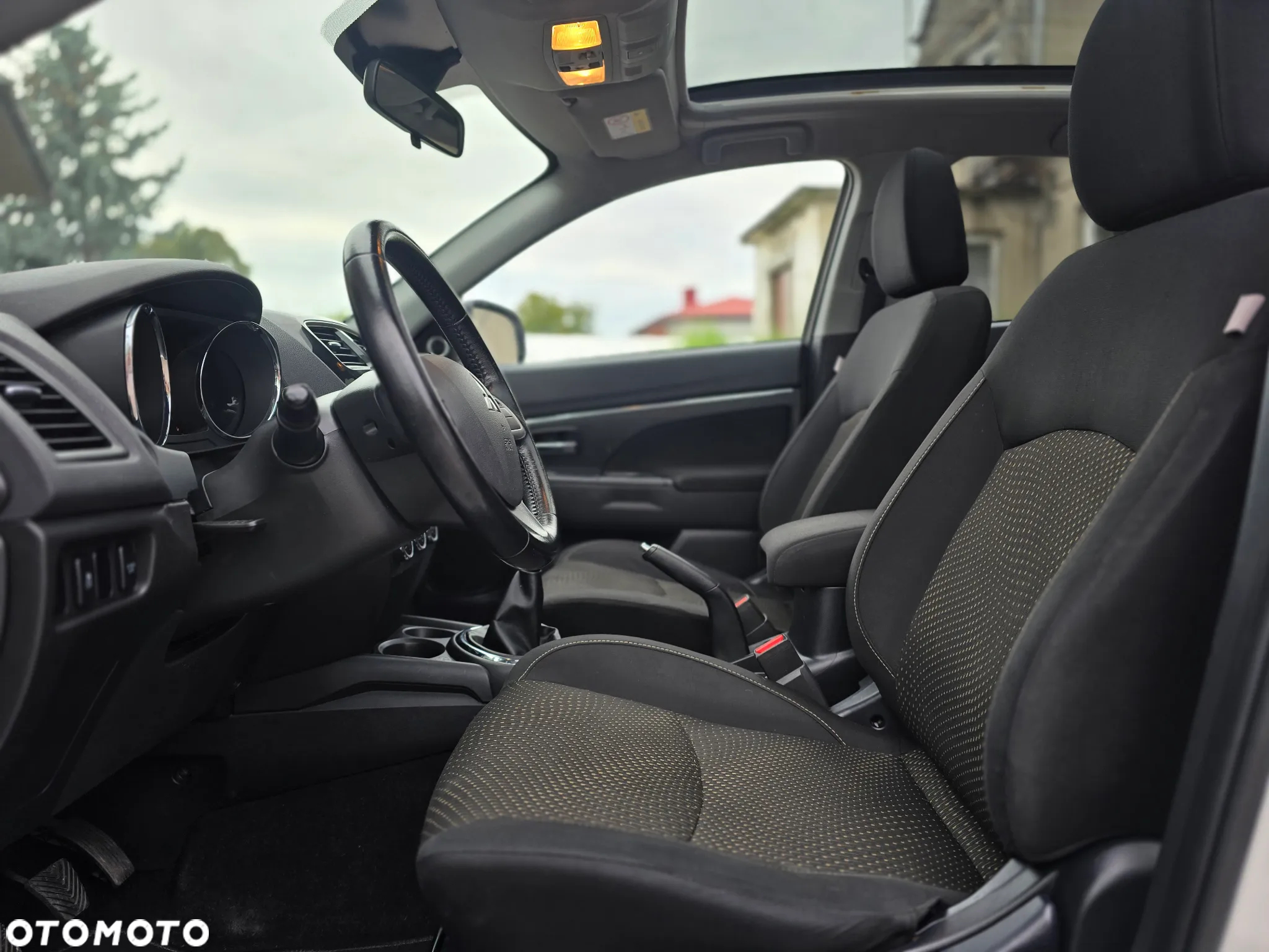 Mitsubishi ASX - 15