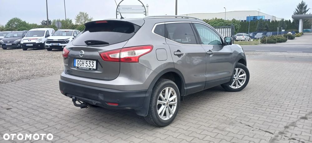 Nissan Qashqai - 4