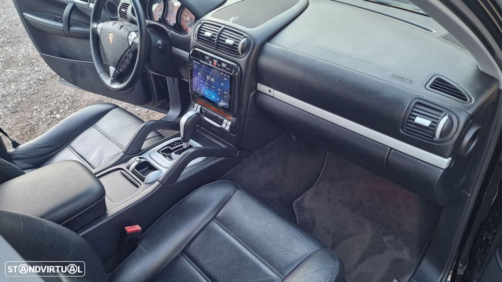 Porsche Cayenne Tiptronic - 26