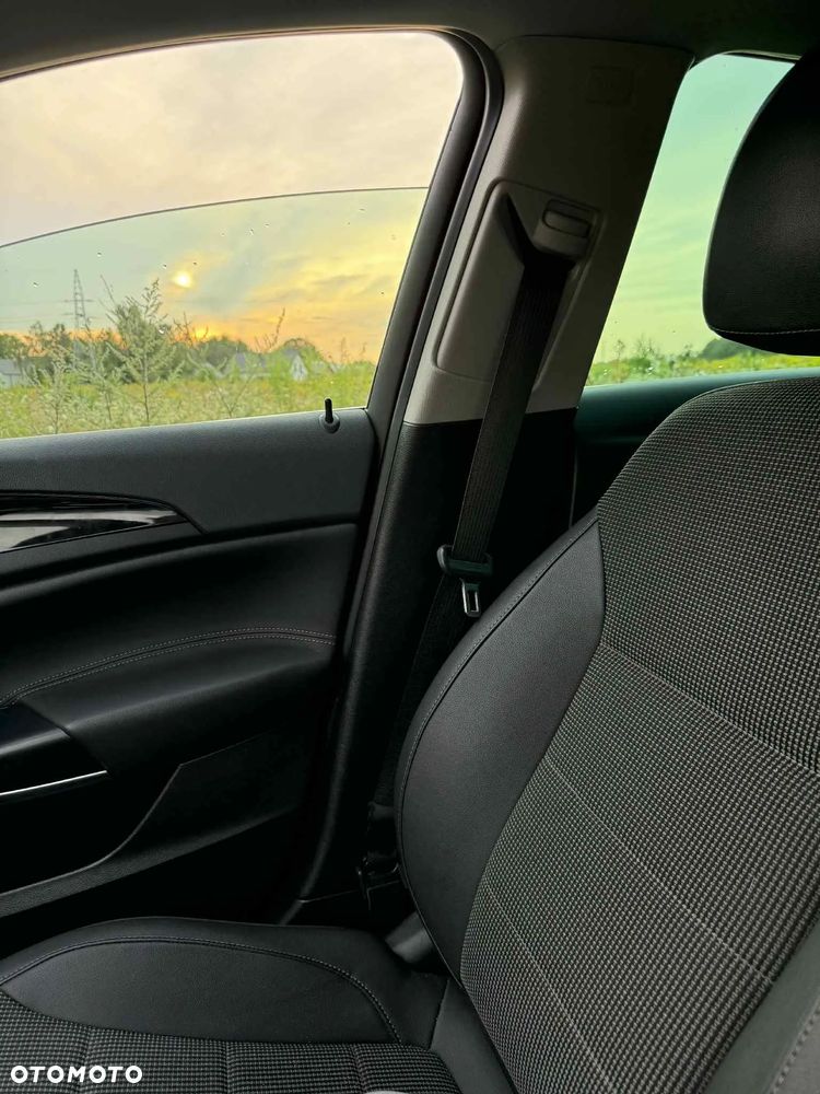 Opel Insignia 2.0 CDTI Sport - 12