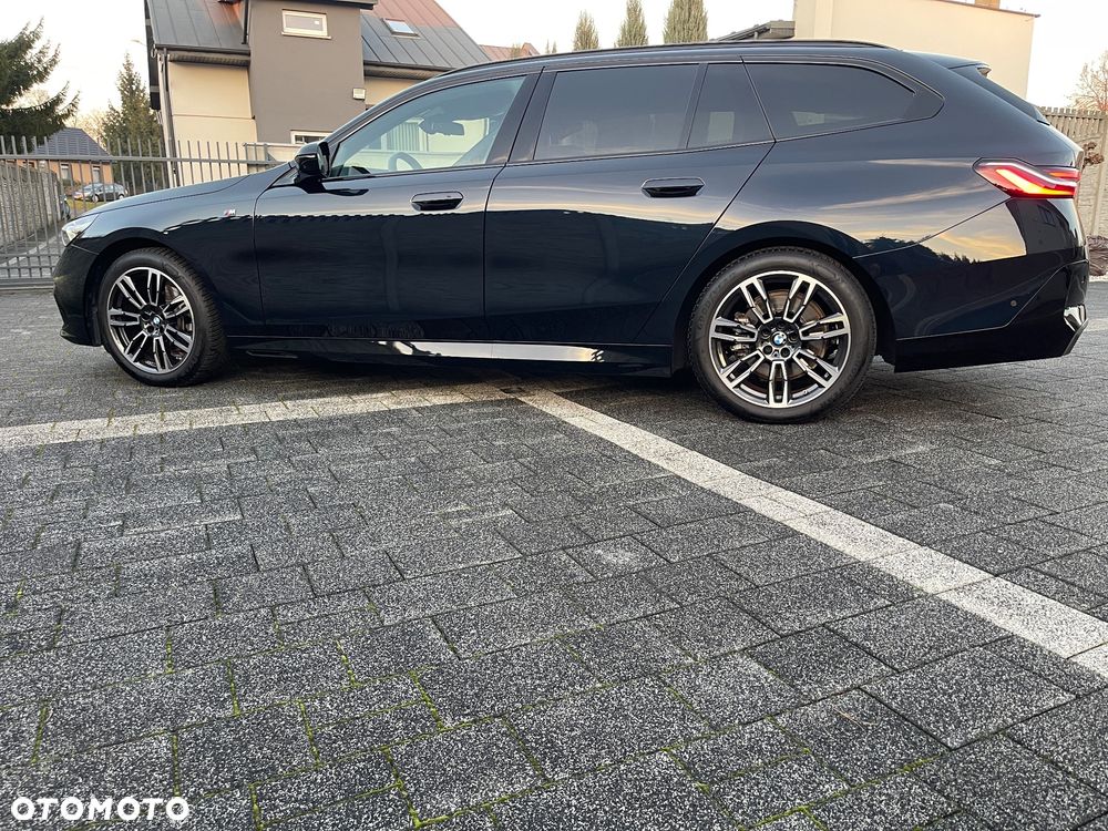 BMW Seria 5 520i mHEV M Sport - 6