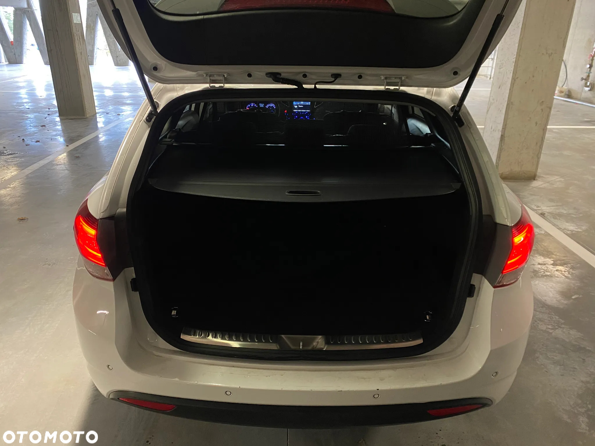 Hyundai i40 1.7 CRDi BlueDrive Business DCT - 14