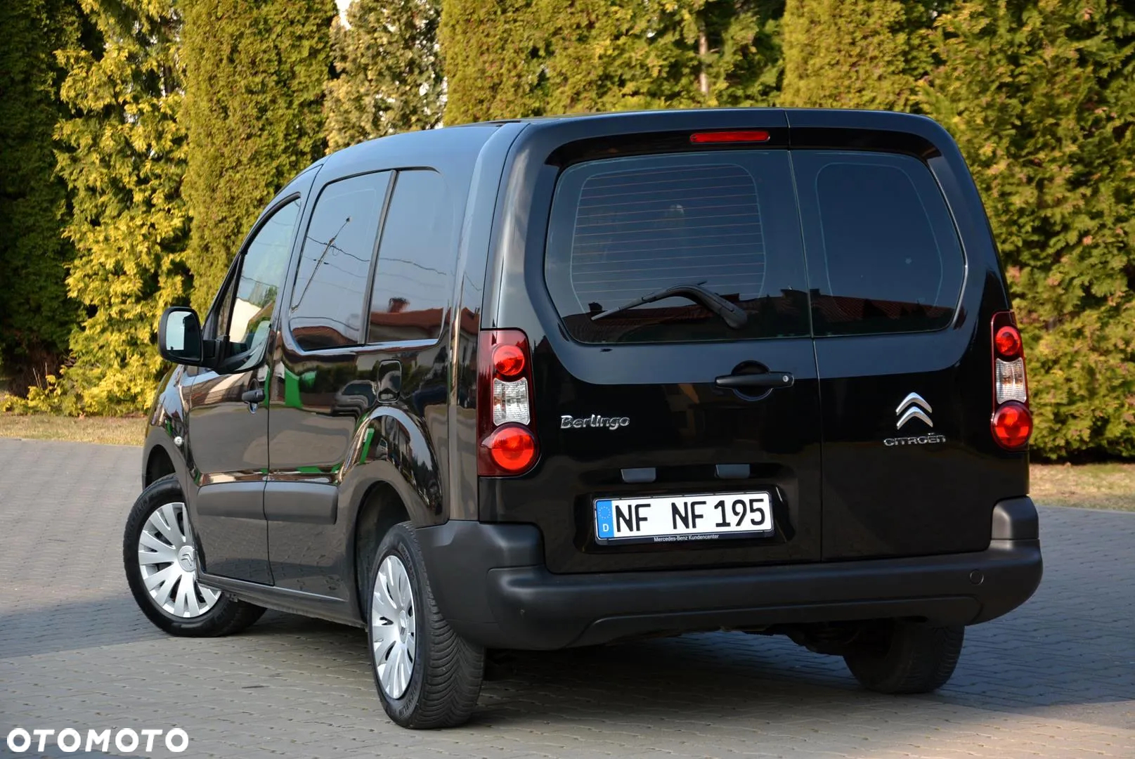 Citroën Berlingo L2 1.6 HDi 90 FAP Business - 12