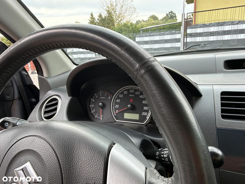 Suzuki Swift 1.3 GS / Premium 4WD - 10