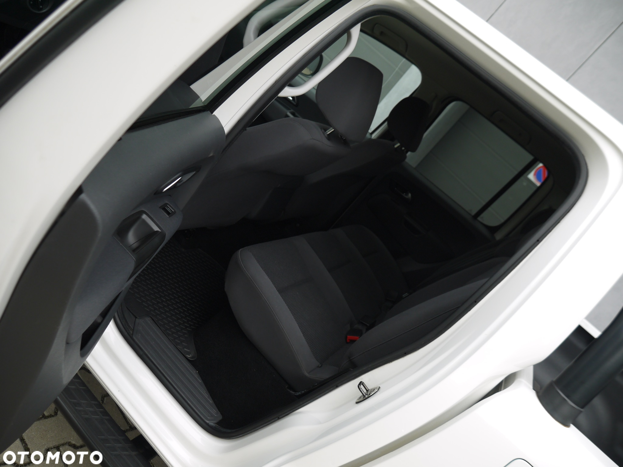 Volkswagen Amarok 2.0 BiTDI 4MOTION BMT Trendline - 8