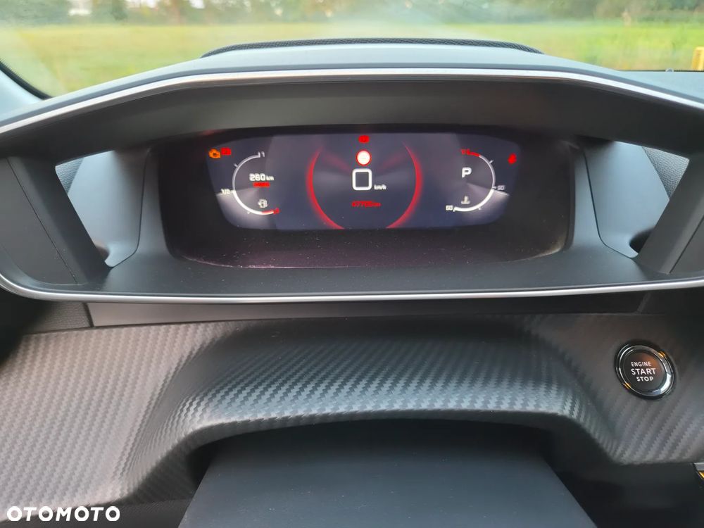 Peugeot 208 - 15