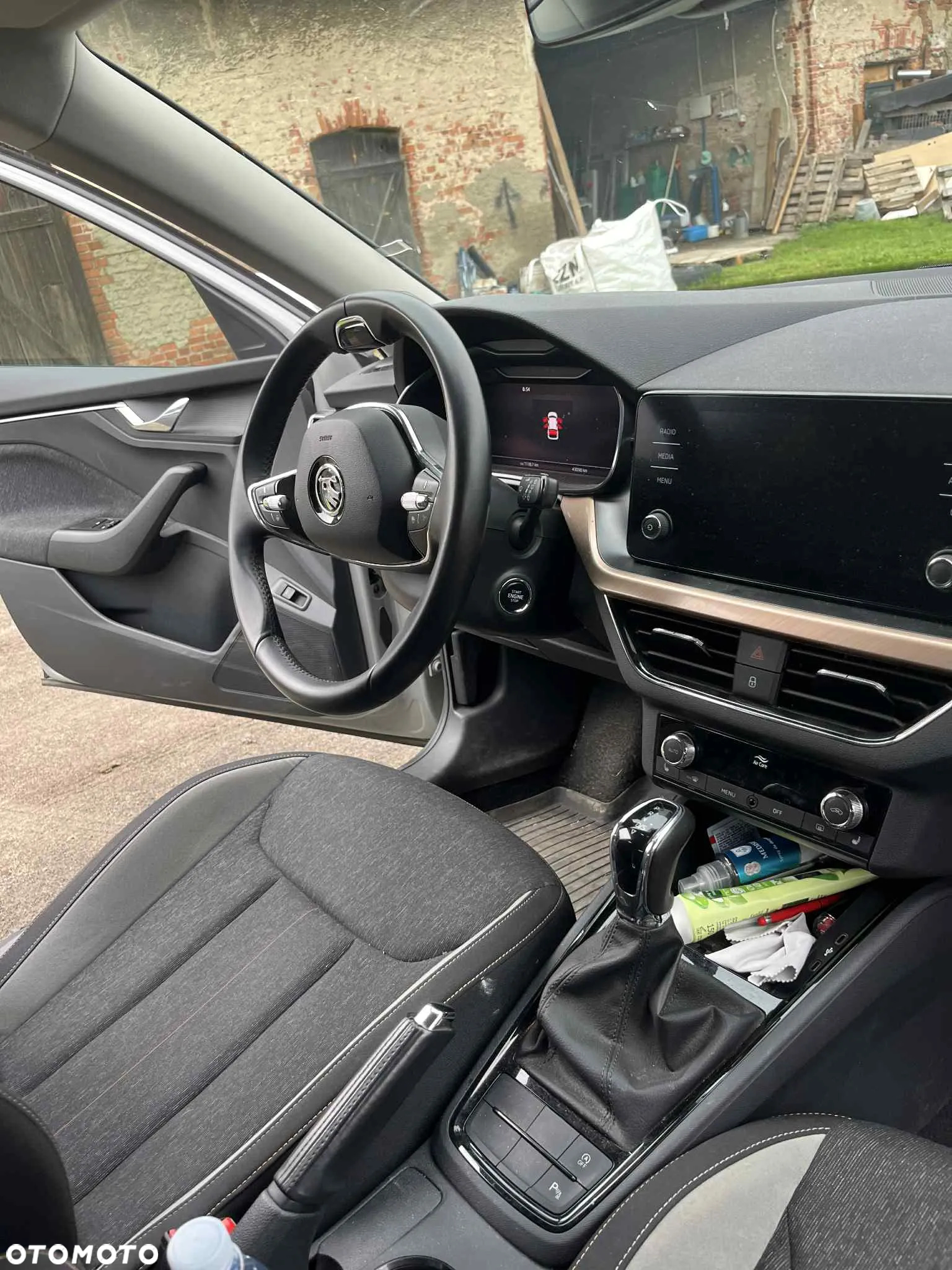 Skoda Kamiq 1.0 TSI Style DSG - 8