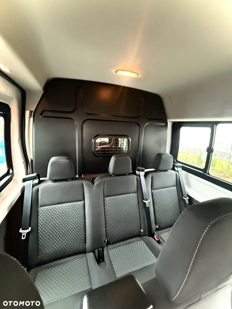 Ford TRANSIT - 11