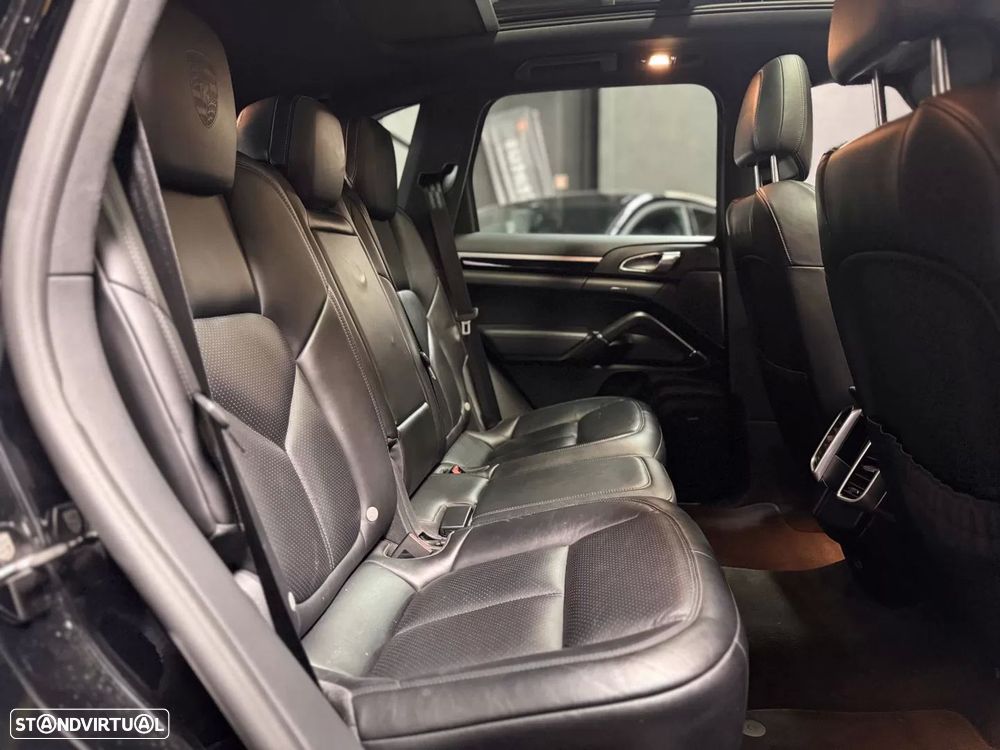 Porsche Cayenne 3.0 V6 - 30