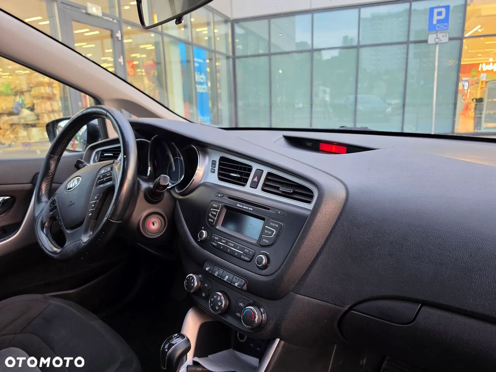 Kia Ceed 1.6 CRDi M - 6