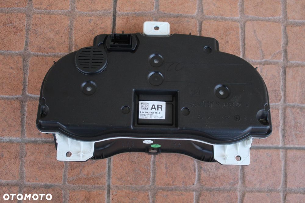 LICZNIK OPEL CORSA D 1.0 13252140 - 3