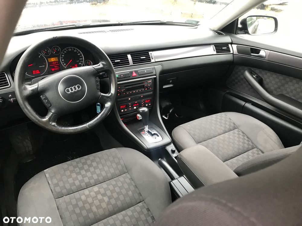 Audi A6 Avant 2.5 TDI Multitronic - 24