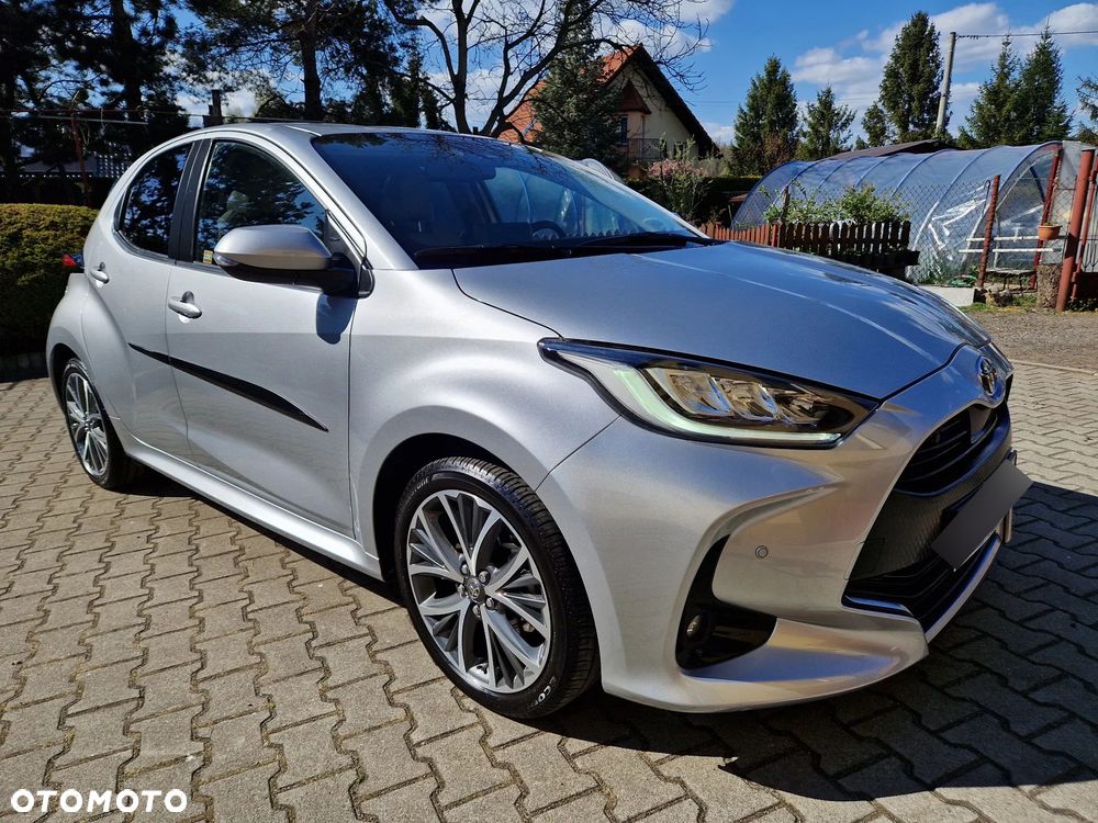 Toyota Yaris Hybrid 1.5 Executive - 4