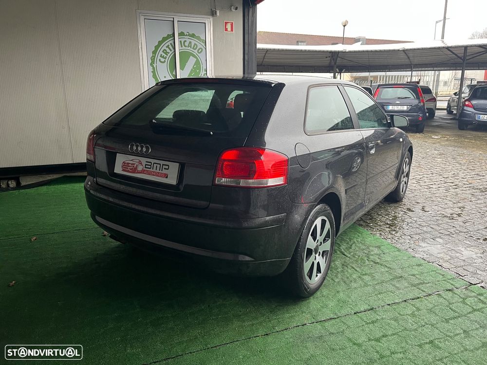 Audi A3 2.0 TDI Attraction - 8