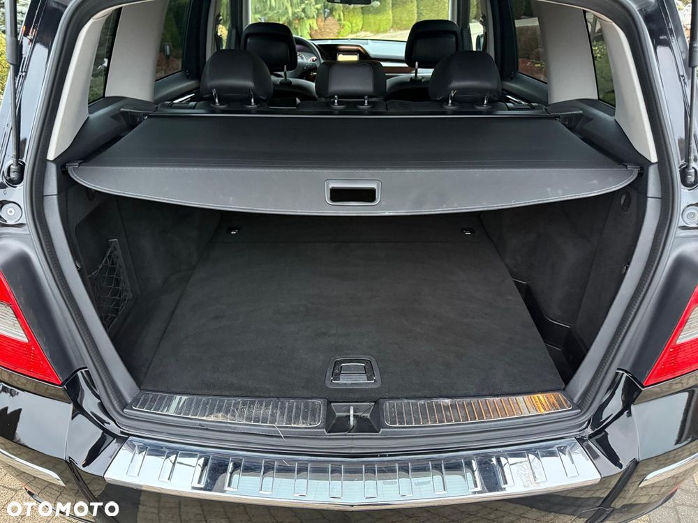Mercedes-Benz GLK - 25