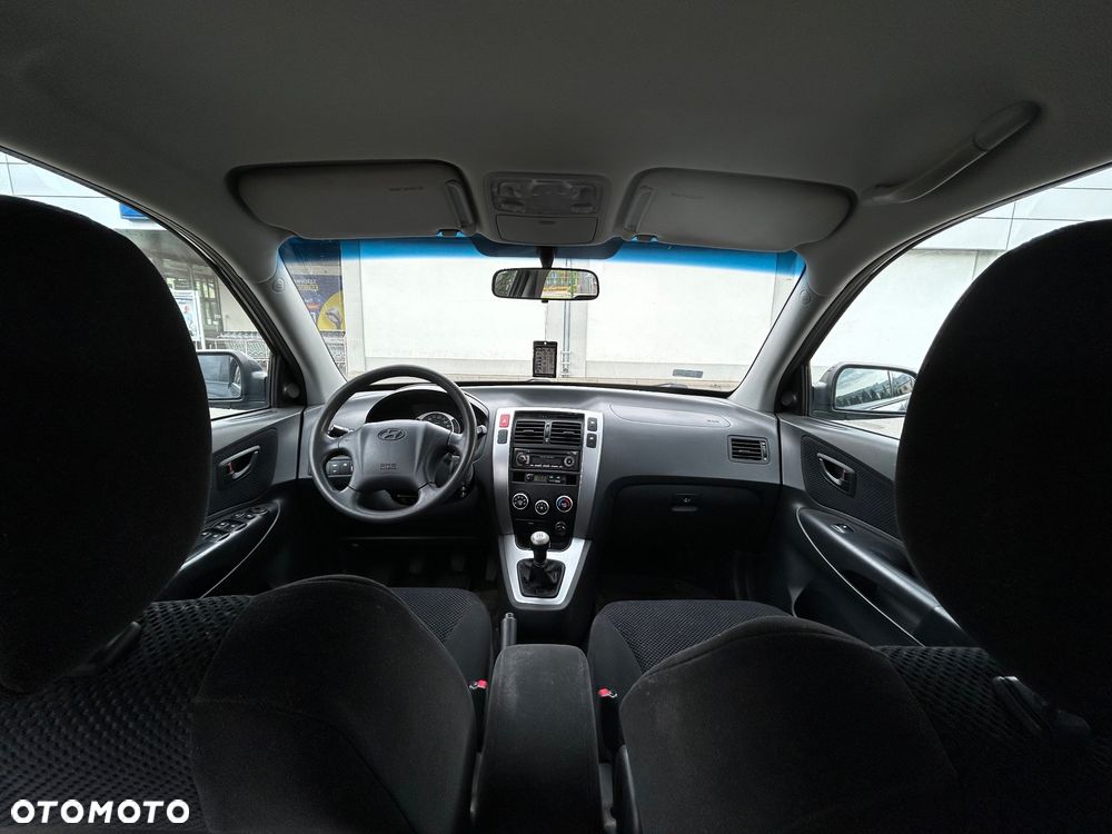 Hyundai Tucson 2.0 Comfort 2WD - 9