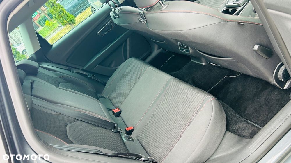 Seat Leon 2.0 TDI DPF Start&Stop DSG XCELLENCE - 9
