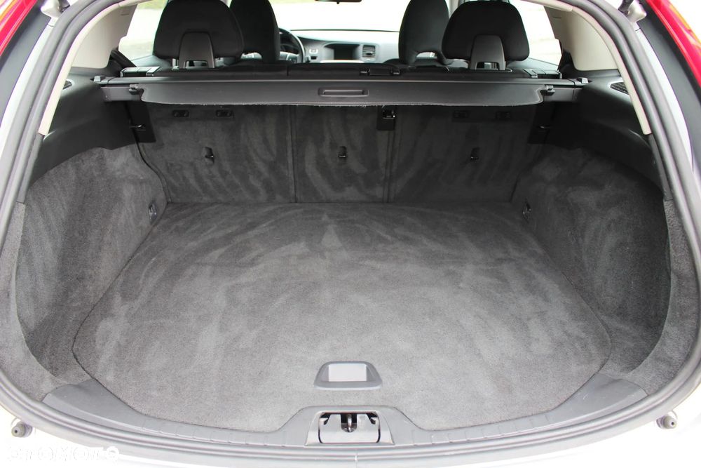 Volvo V60 D4 Kinetic - 15