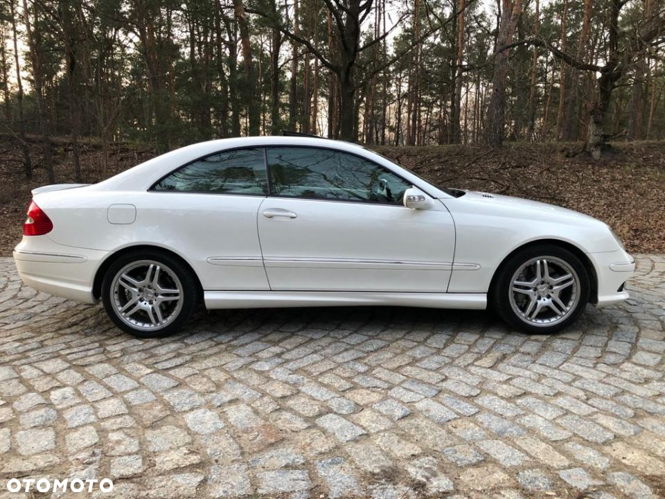 Mercedes-Benz CLK - 4