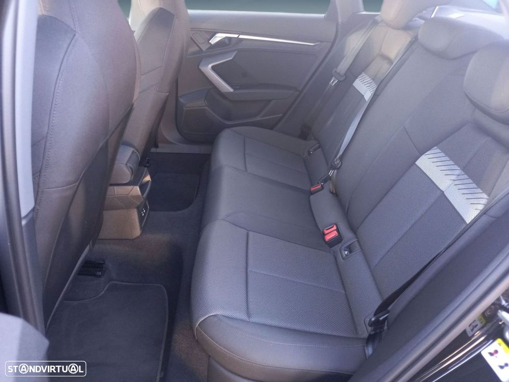 Audi A3 Limousine 30 TFSI Advanced S tronic - 10