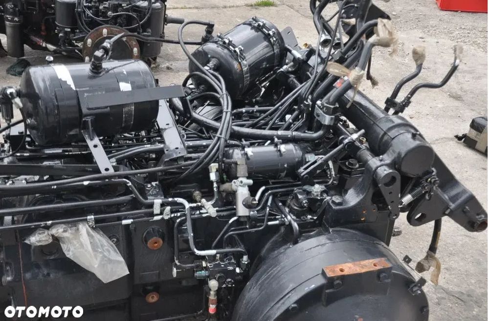 SKRZYNIA BIEGÓW MOST ZWOLNICA DEUTZ 6190 NOWY !!! - 4