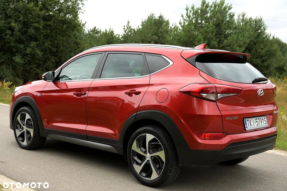 Hyundai Tucson 1.7 CRDI BlueDrive Comfort 2WD - 10