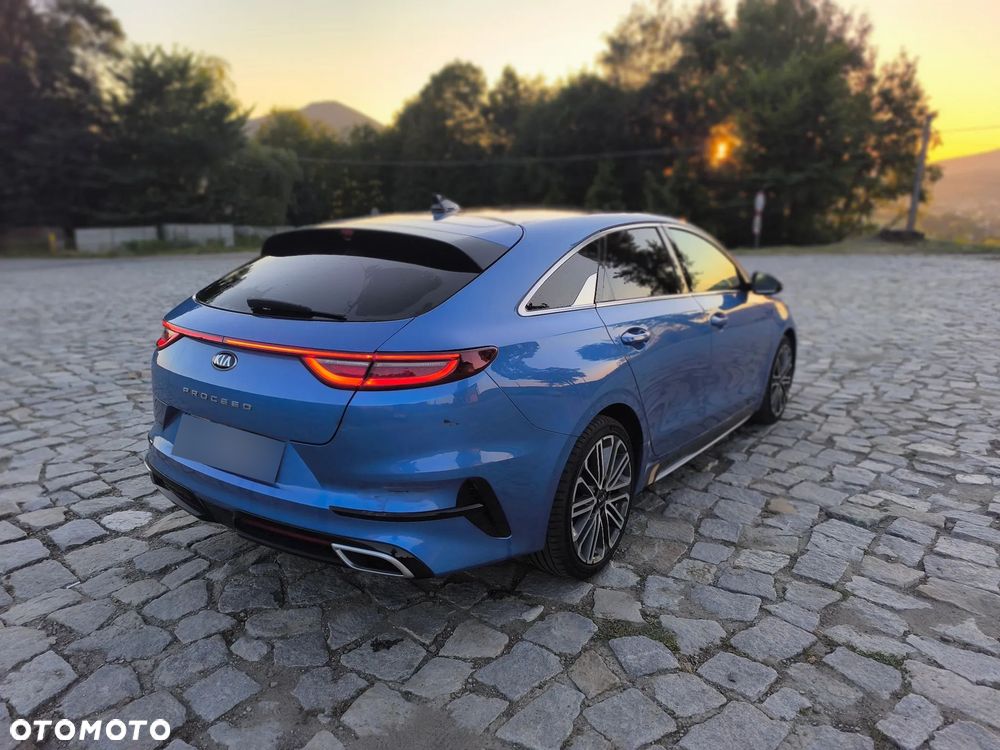 Kia ProCeed - 5