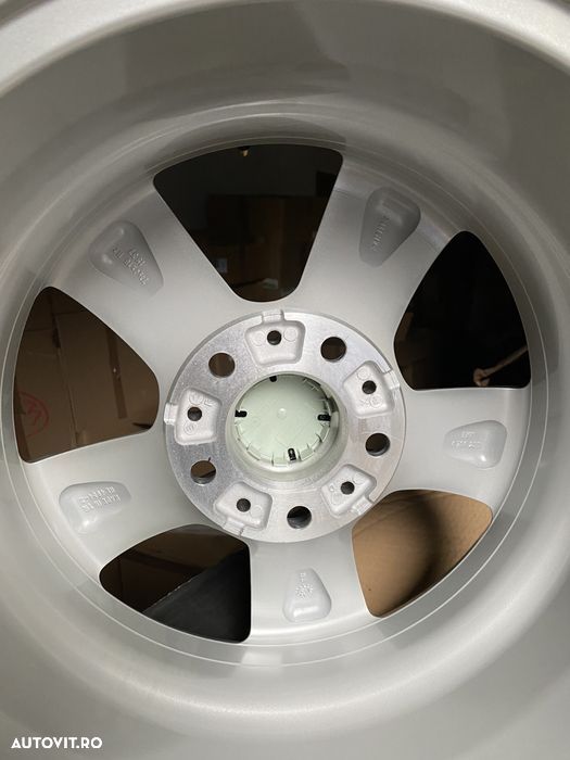 vand jante noi originale Bmw f30 pe 16” - 2
