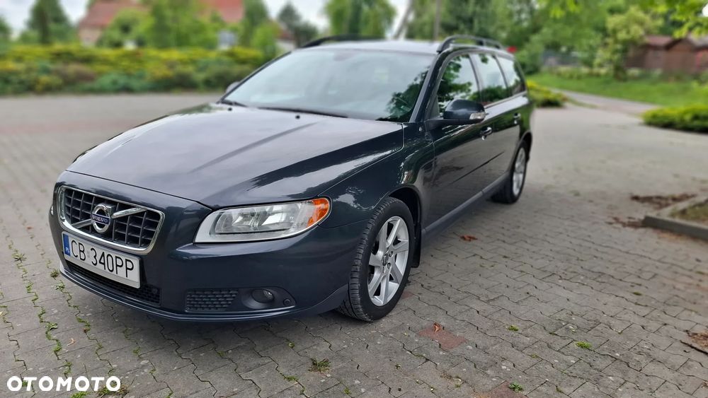 Volvo V70 2.0D Kinetic - 1