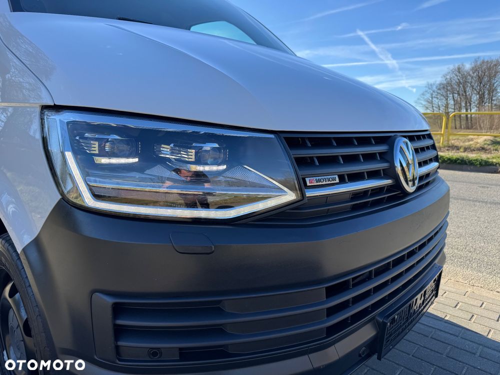 Volkswagen Transporter - 9