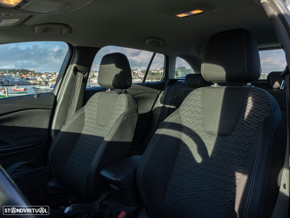 Opel Astra Sports Tourer 1.6 CDTI Dynamic S/S - 17