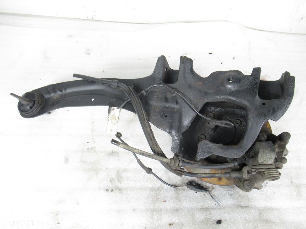 WAHACZ TYLNY LEWY FORD FOCUS MK2 II - 5