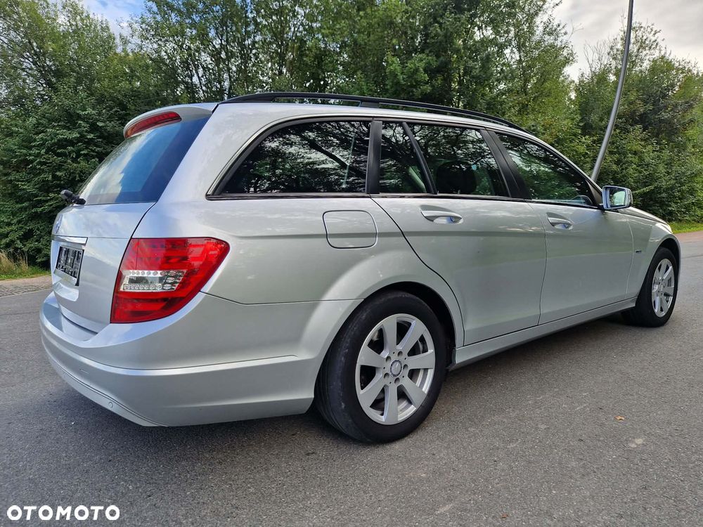 Mercedes-Benz Klasa C 200 (BlueEFFICIENCY) - 8