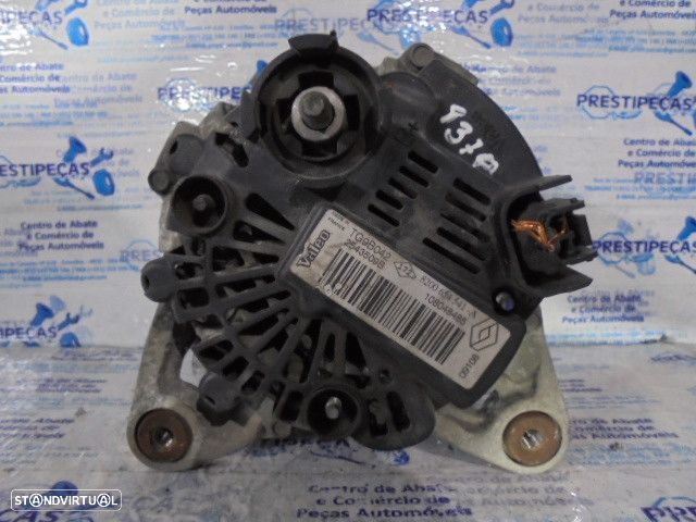 Alternador 8200654541A 2543509B RENAULT CLIO 3 FASE 1 2008 1.2I ETH 75CV 5P CINZENTO VALEO RENAULT TWINGO 2 FASE 1 2008 1.2I 75CV 3P PRETO VALEO - 3