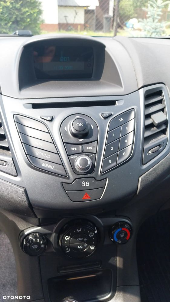 Ford Fiesta 1.0 EcoBoost Trend - 8