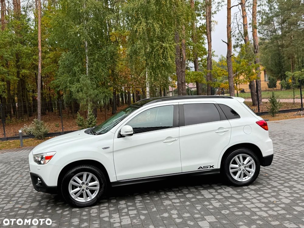Mitsubishi ASX - 16
