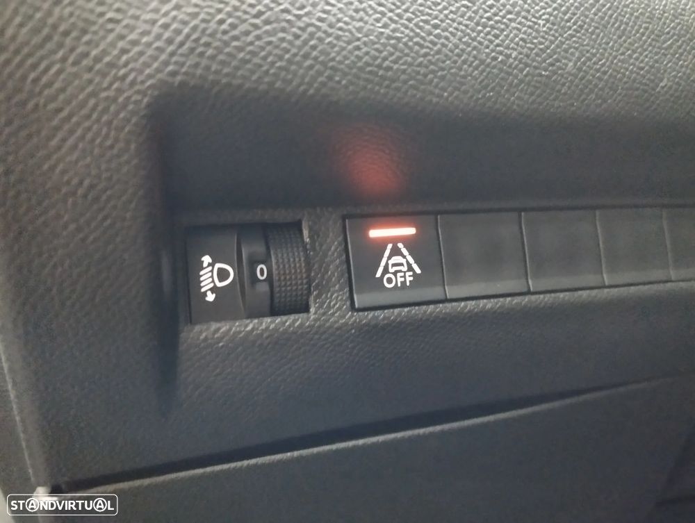 Peugeot 208 1.5 BlueHDi Active Pack - 17