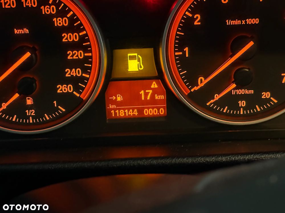 BMW X1 sDrive18i - 15
